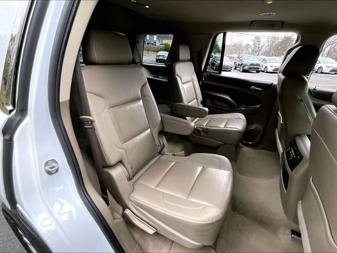 Used 2020 Chevrolet Tahoe LT image 18