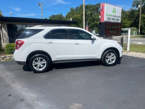Used 2017 Chevrolet Equinox LT w/ Convenience Package FWD image 8
