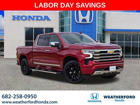 Used 2025 Chevrolet Silverado 1500 High Country w/ Technology Package AWD/4WD image 1