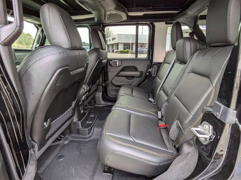 New 2025 Jeep Wrangler Unlimited Rubicon 392 image 15