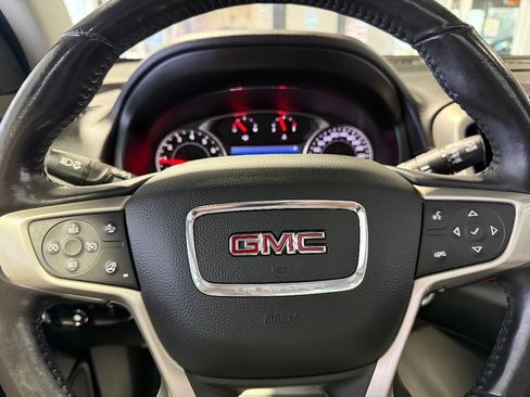 Used 2020 GMC Terrain Denali w/ GMC Pro Grade Package AWD/4WD image 10