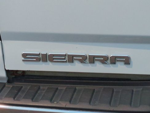 Used 2015 GMC Sierra 1500 SLT w/ SLT Crew Cab Value Package AWD/4WD image 47