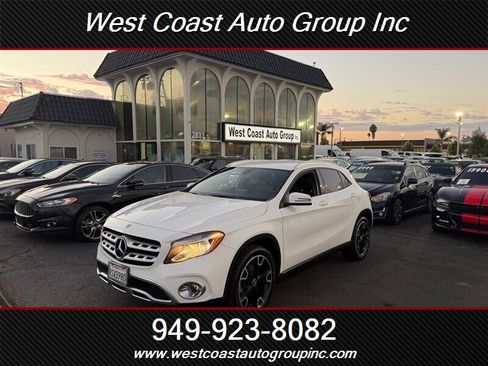 Used 2020 Mercedes-Benz GLA 250 4MATIC w/ Convenience Package image 1