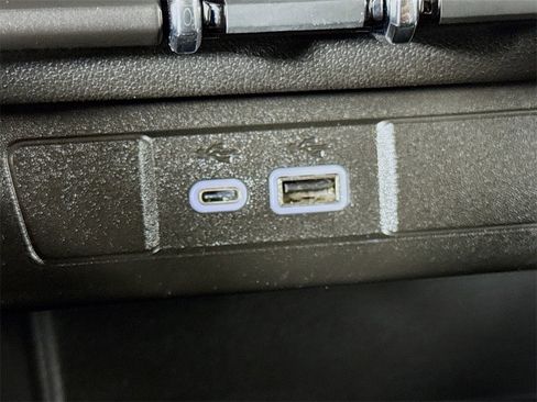 Used 2024 Chevrolet Colorado Trail Boss w/ Advanced Trailering Package image 17