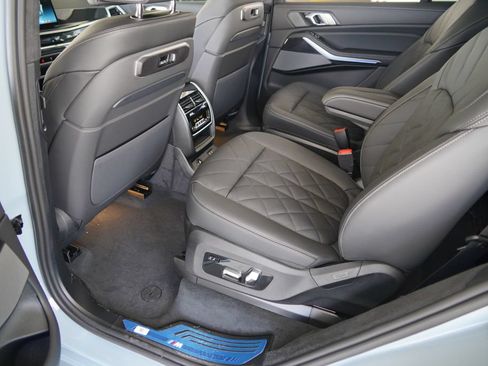 New 2027 BMW X7 xDrive40i w/ M Sport Package AWD/4WD image 19
