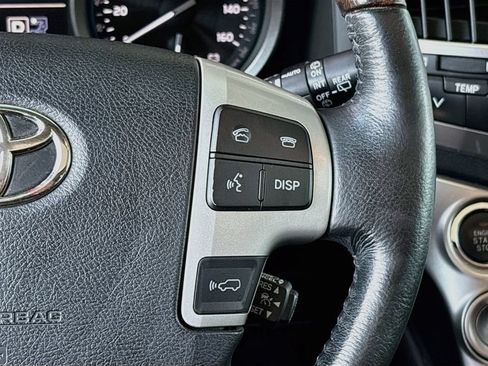 Used 2015 Toyota Land Cruiser AWD/4WD image 12