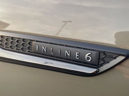 Certified 2025 MAZDA CX-70 3.3 Turbo S w/ Premium Package image 11