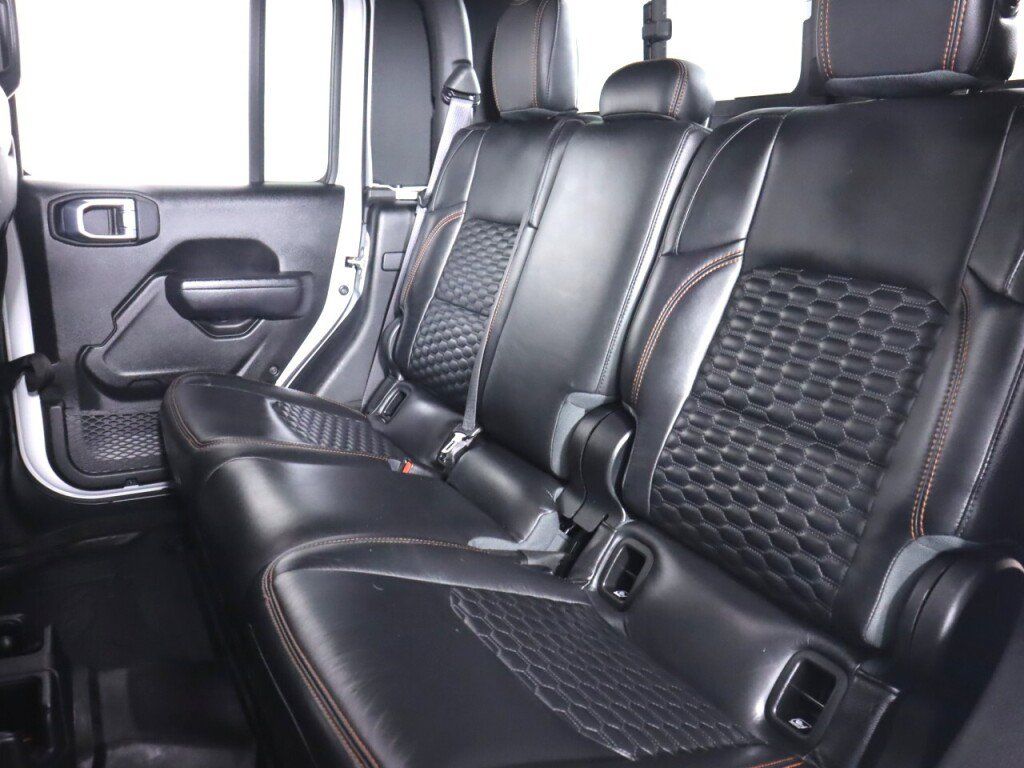 Used 2022 Jeep Gladiator Mojave w/ LED Lighting Group AWD/4WD image 34