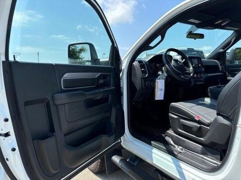 New 2024 RAM 5500 Tradesman image 16