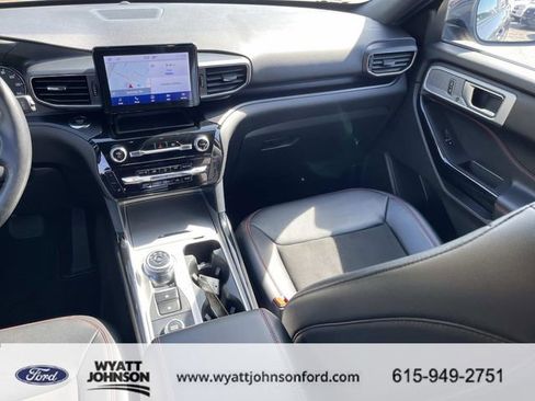 Certified 2023 Ford Explorer ST-Line w/ Class IV Trailer Tow Package AWD/4WD image 15