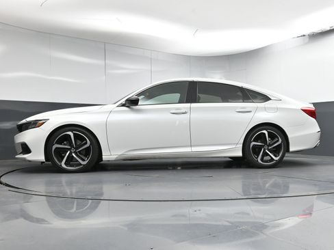 Used 2021 Honda Accord Sport image 29