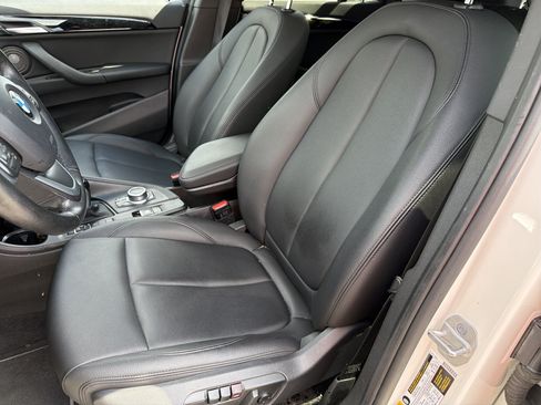 Used 2021 BMW X1 sDrive28i w/ Premium Package FWD image 15