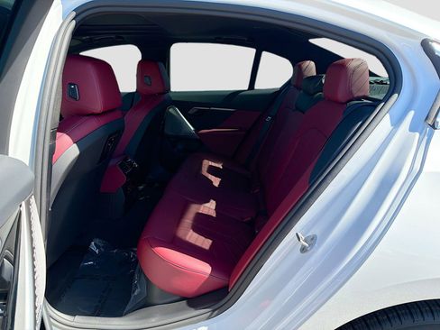 Used 2026 BMW 530i 530i w/ Premium Package image 23