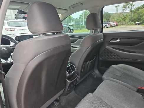 Used 2019 Hyundai Santa Fe SE FWD image 10