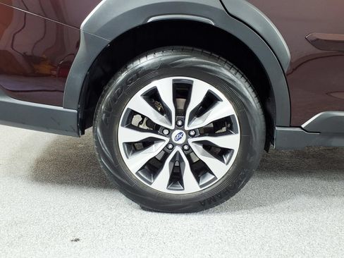 Used 2024 Subaru Outback Limited AWD/4WD image 6