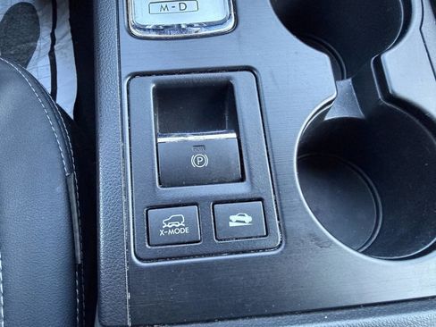 Used 2017 Subaru Outback 3.6R Limited AWD/4WD image 19