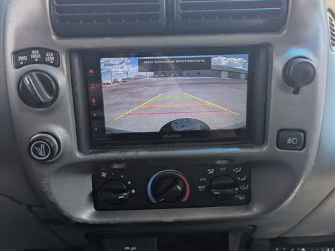 Used 2004 Ford Ranger XLT AWD/4WD image 12