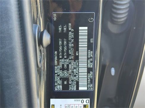 Used 2024 Toyota 4Runner SR5 image 27