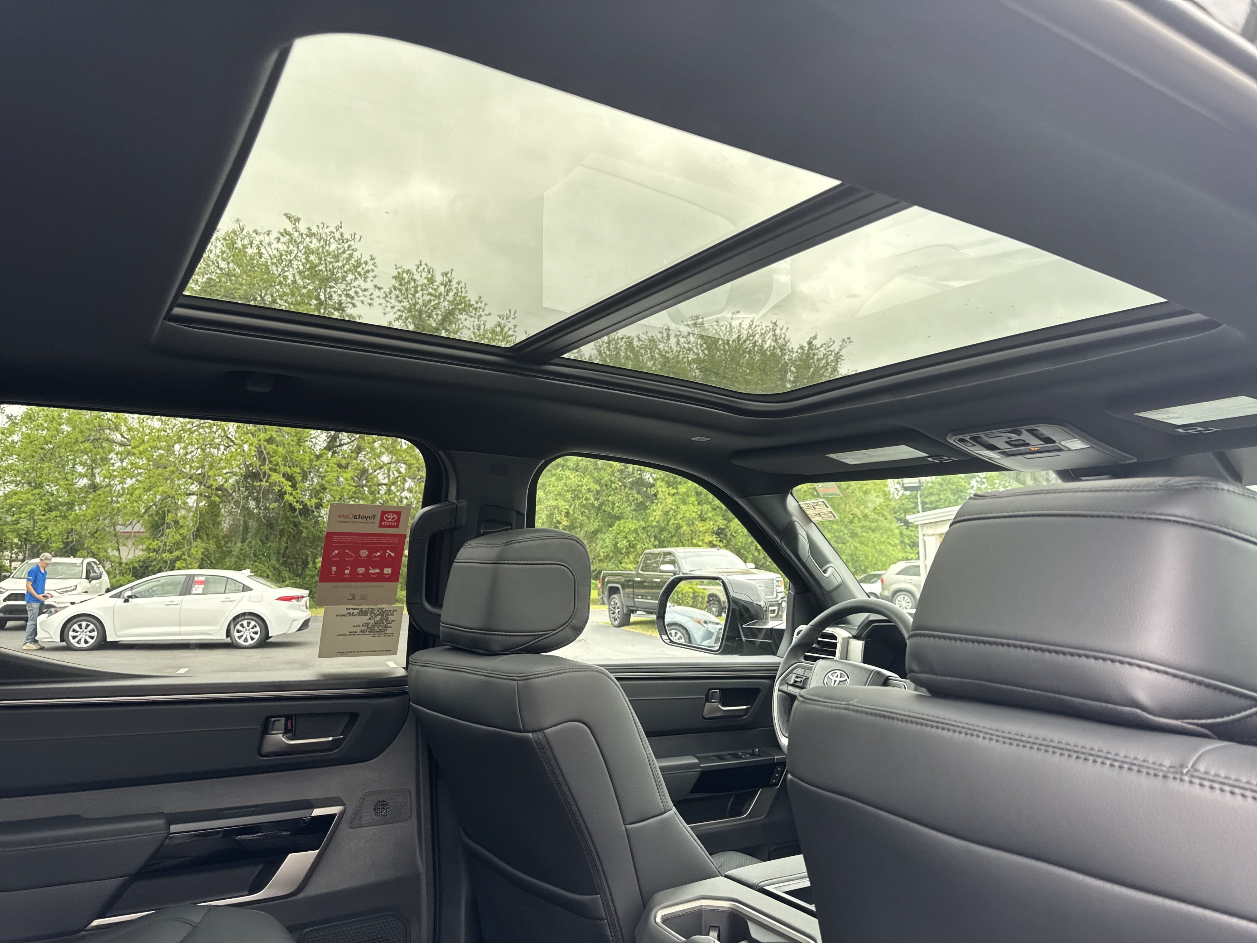 New 2025 Toyota Tundra Limited AWD/4WD image 32
