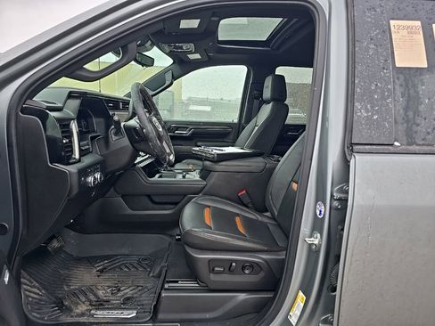 Used 2024 GMC Sierra 3500 AT4 w/ AT4 Premium Plus Package image 8