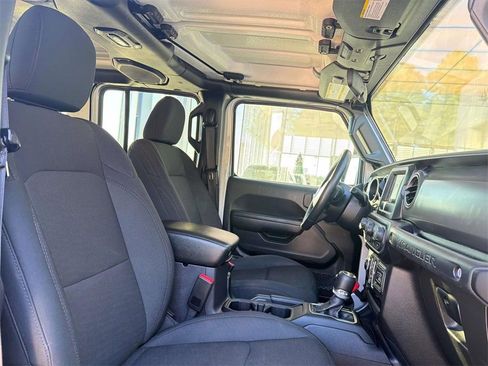 Used 2023 Jeep Wrangler Sport S image 10