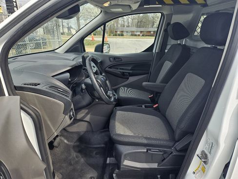 Used 2022 Ford Transit Connect XL image 10
