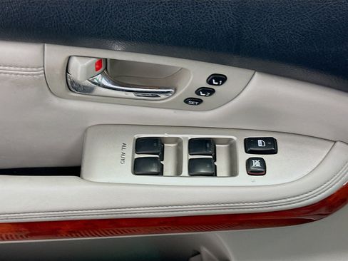 Used 2004 Lexus RX 330 AWD image 15
