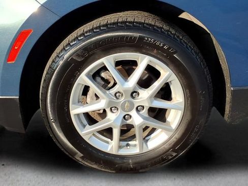 Used 2024 Chevrolet Equinox LS w/ LS Convenience Package FWD image 10