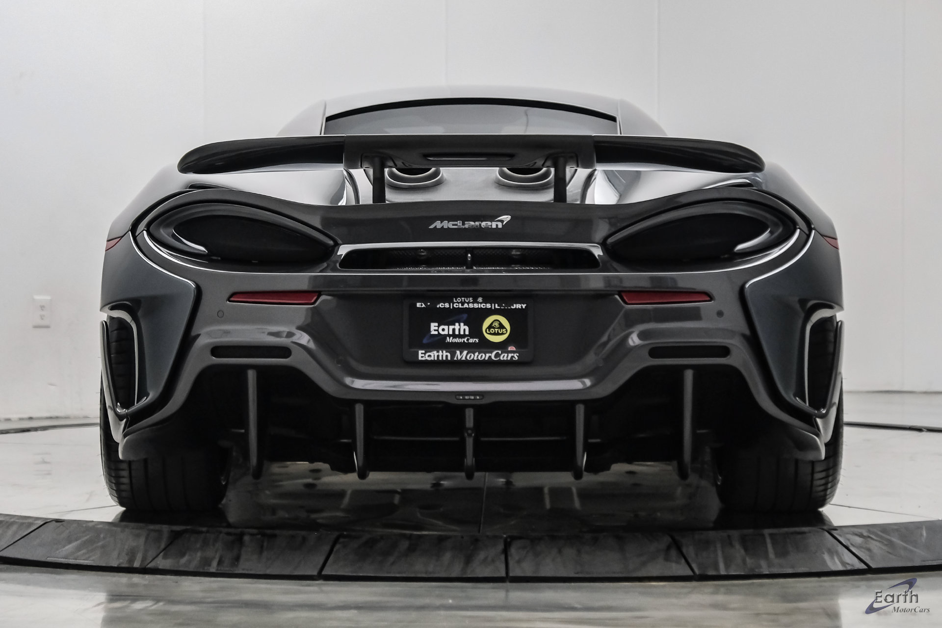 Used 2019 McLaren 600LT RWD image 15