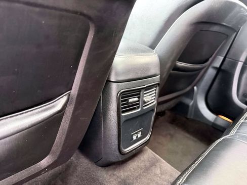 Used 2018 Chrysler 300 S w/ 300S Premium Group AWD/4WD image 15