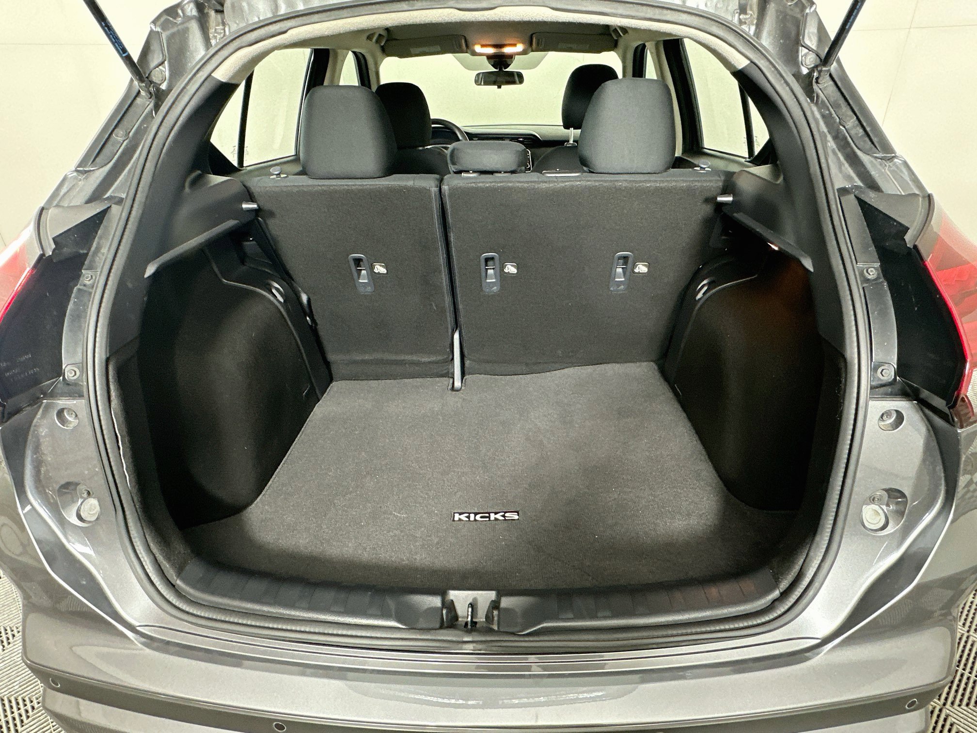 Used 2024 Nissan Kicks S FWD image 26