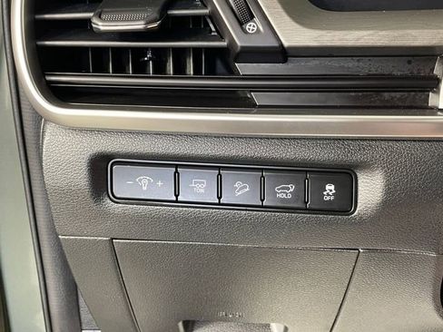 Certified 2025 Kia Telluride AWD image 14