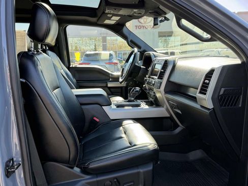 Used 2019 Ford F150 Lariat image 12