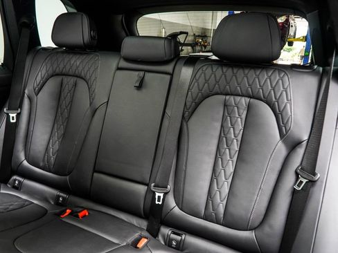 Used 2022 BMW X5 M50i AWD/4WD image 41