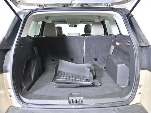 Used 2018 Ford Escape SE AWD/4WD image 16
