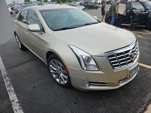 Used 2014 Cadillac XTS Luxury w/ Driver Awareness Package AWD/4WD image 2