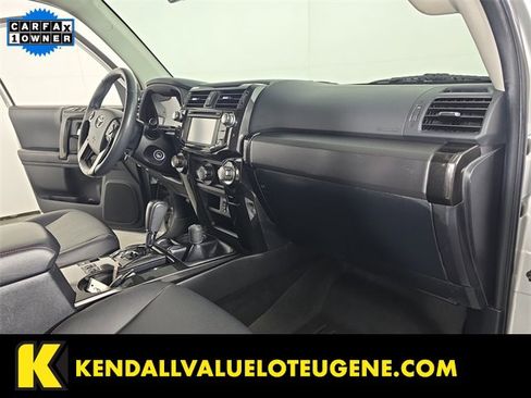 Used 2016 Toyota 4Runner Trail Premium image 21