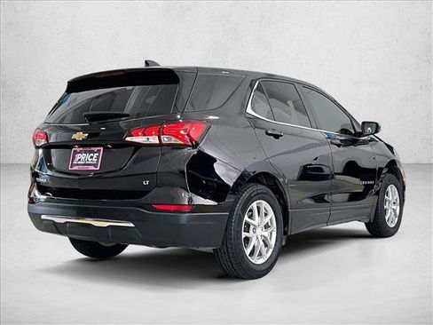 Used 2023 Chevrolet Equinox LT FWD image 2