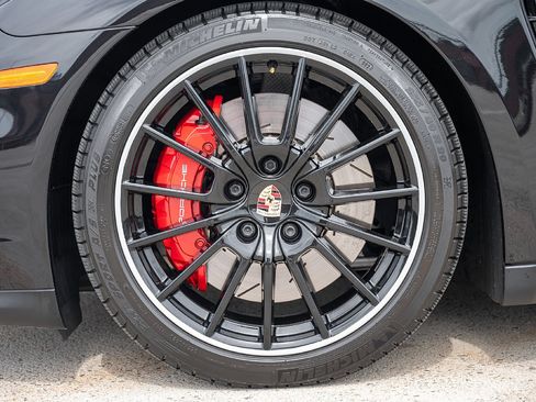 Used 2015 Porsche Panamera GTS AWD/4WD image 13