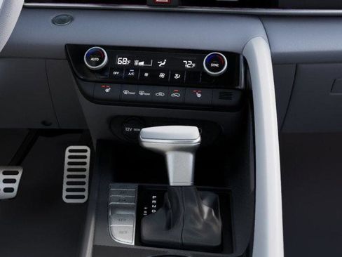 New 2026 Hyundai Elantra SEL Sport Premium FWD image 16
