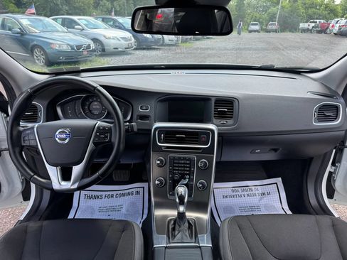 Used 2014 Volvo S60 T5 FWD image 22