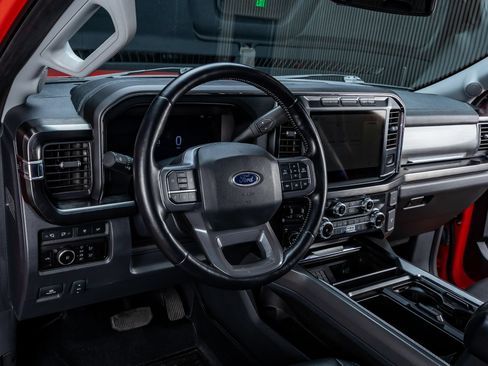 Used 2023 Ford F250 Lariat w/ Sport Appearance Package AWD/4WD image 16