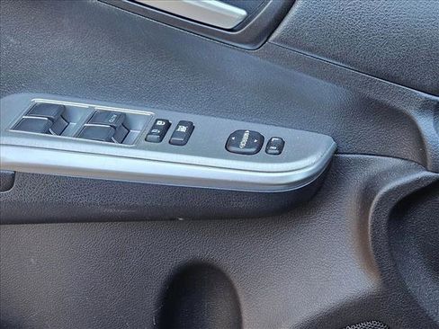 Used 2012 Toyota Camry SE image 6