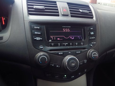 Used 2003 Honda Accord EX image 8