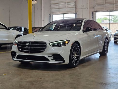 Used 2024 Mercedes-Benz S 580 4MATIC Sedan image 3