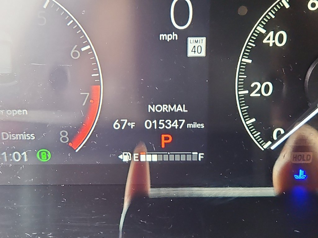 Used 2025 Honda HR-V Sport image 12