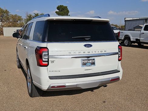 Used 2023 Ford Expedition Platinum RWD image 8