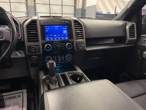 Used 2020 Ford F150 Raptor w/ Equipment Group 802A Luxury image 28