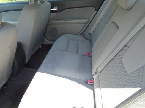 Used 2012 Ford Fusion S image 15