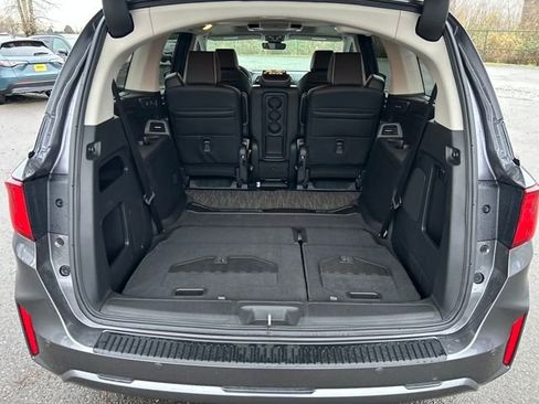 Certified 2026 Honda Odyssey Touring image 16